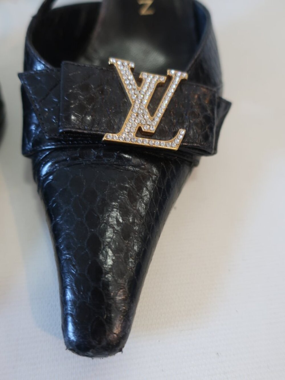 Women Louis Vuitton Black Embossed Snakeskin Crystal Logo Heels 37 1/2 EU/US 7.5 - Picture 12 of 15